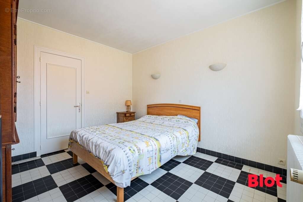 Maison à SAINT-MICHEL-CHEF-CHEF