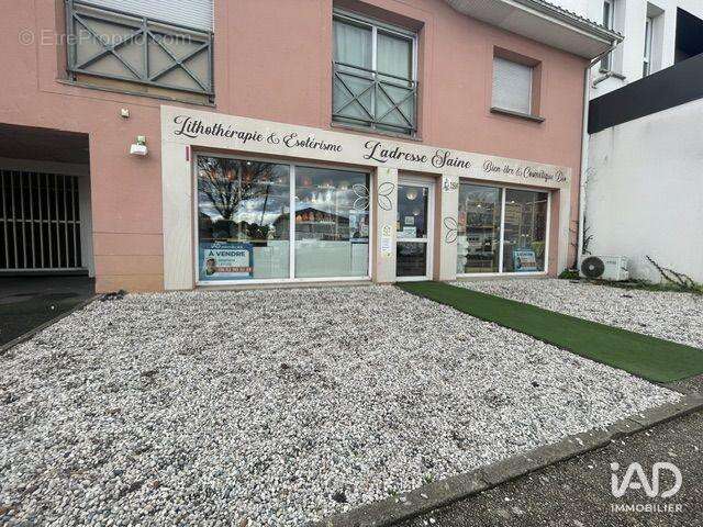 Photo 3 - Commerce à VILLENAVE-D'ORNON