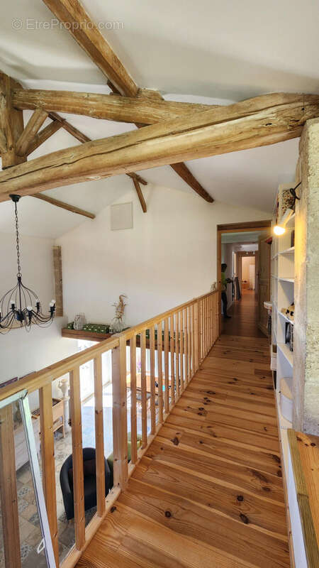 Maison à CIVRAC-DE-BLAYE