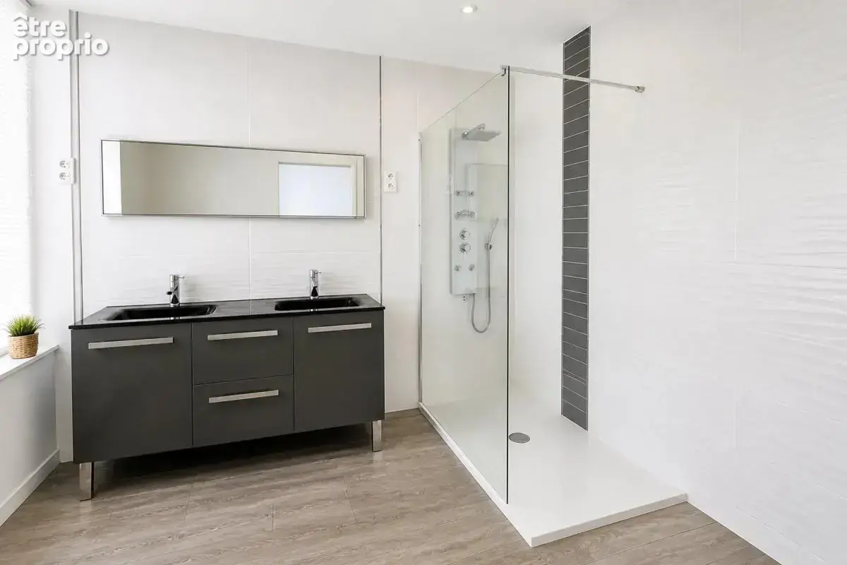 Maison familiale de 230 m² avec 5 chambres, grenier amménagé - photo 14