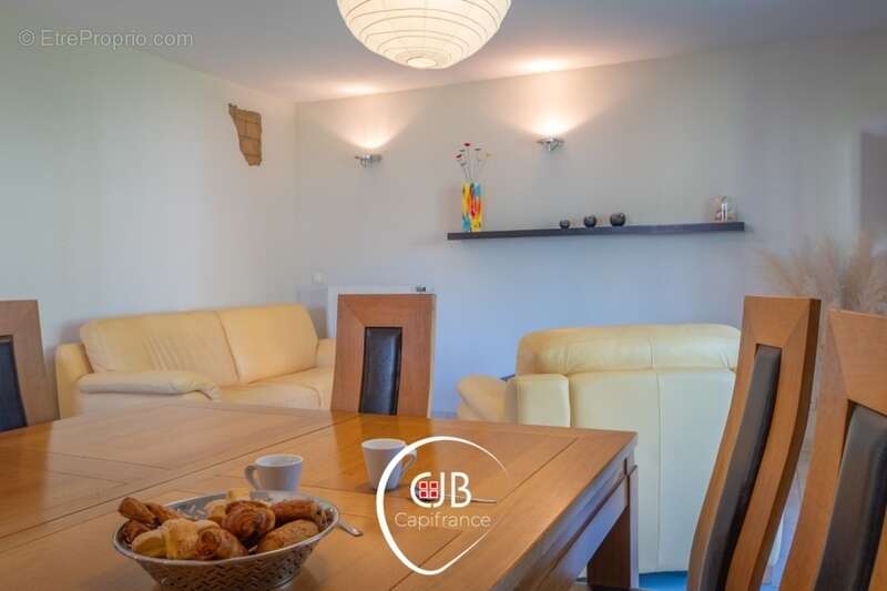 La Roche Sur Foron (74800): Appartement 3 pièces, 1 balcon, 2 terrasses et garage - photo 20