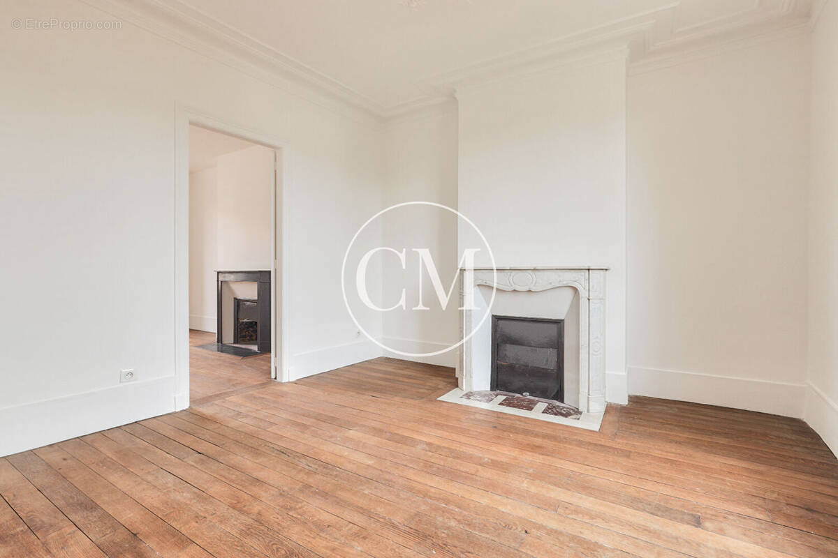 Appartement à VERSAILLES