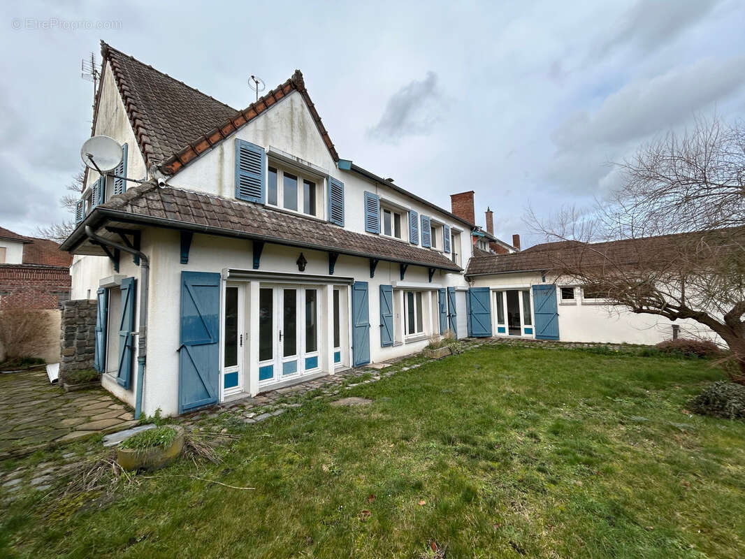 Maison à SAINT-AMAND-LES-EAUX