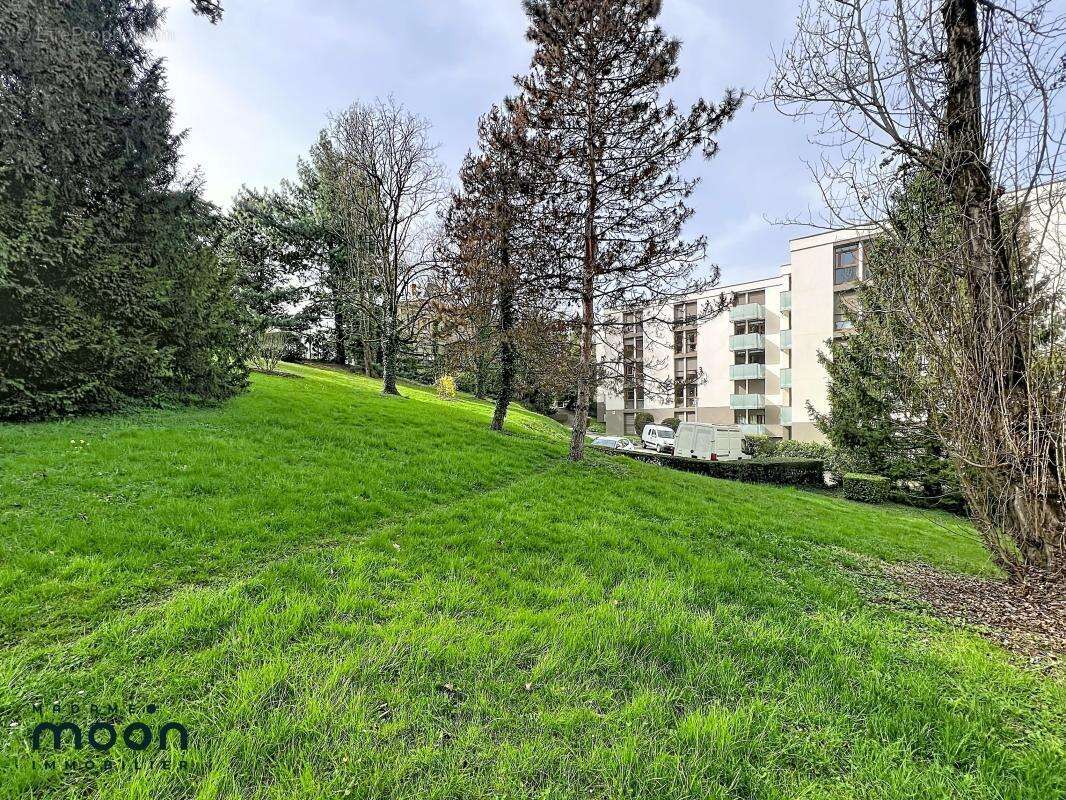 Appartement à OULLINS