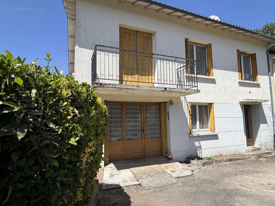 Maison à FEYTIAT