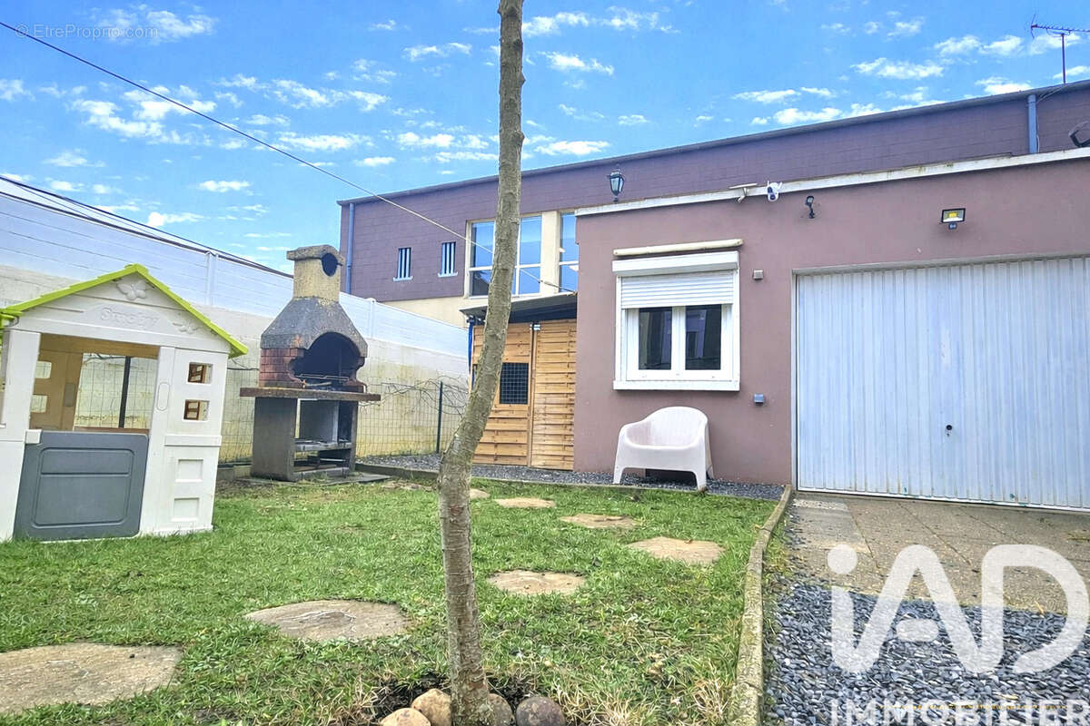 Photo 2 - Maison à CHARLEVILLE-MEZIERES