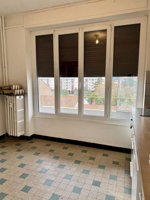 Appartement à ROUSSILLON