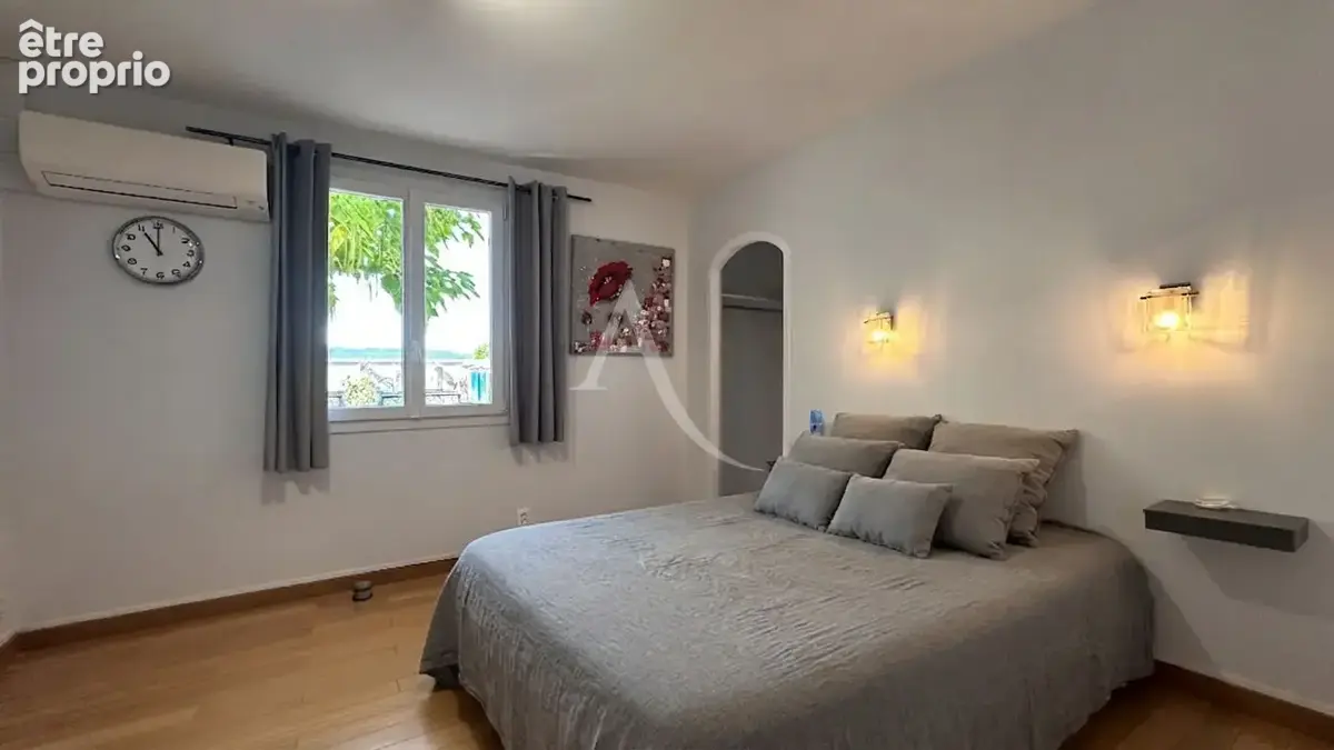 Deux villas avec terrasses garage dependance atelier greoux les bains - photo 8