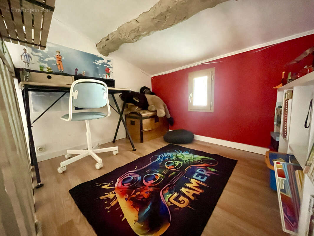 Maison à SAINT-FELIX-DE-LODEZ