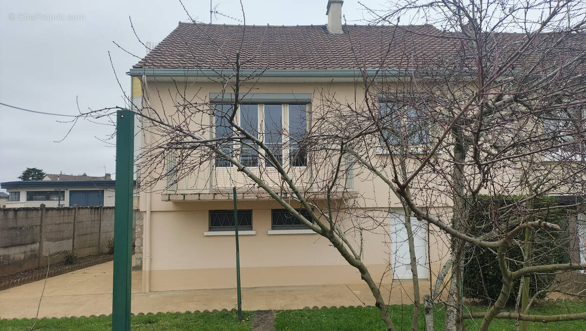 Maison à LUCE