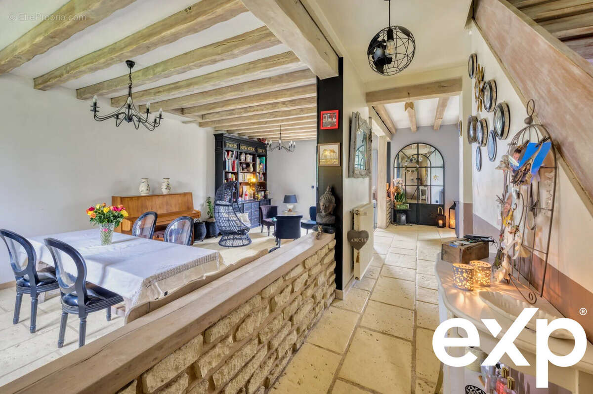 Maison à DAMMARTIN-EN-GOELE