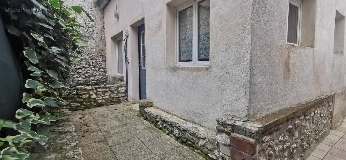 Appartement à GONESSE