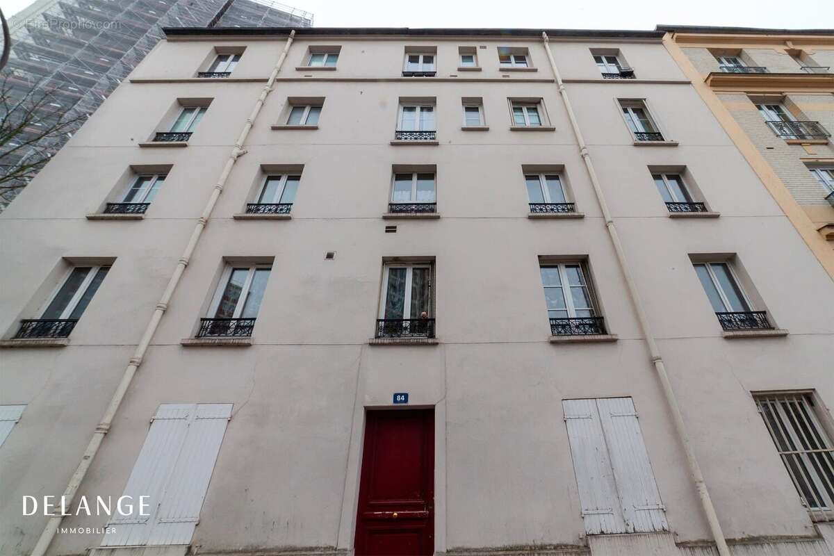 Appartement à PARIS-14E