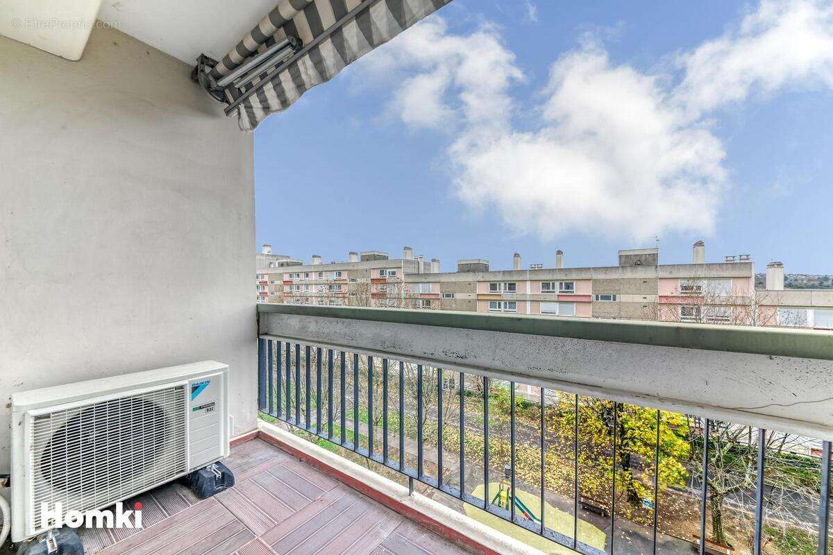 Appartement à OULLINS