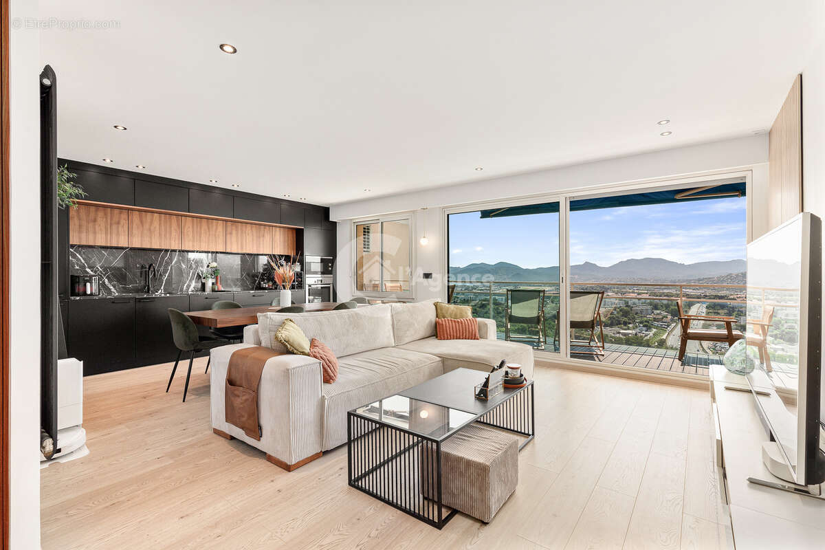 Appartement à LE CANNET