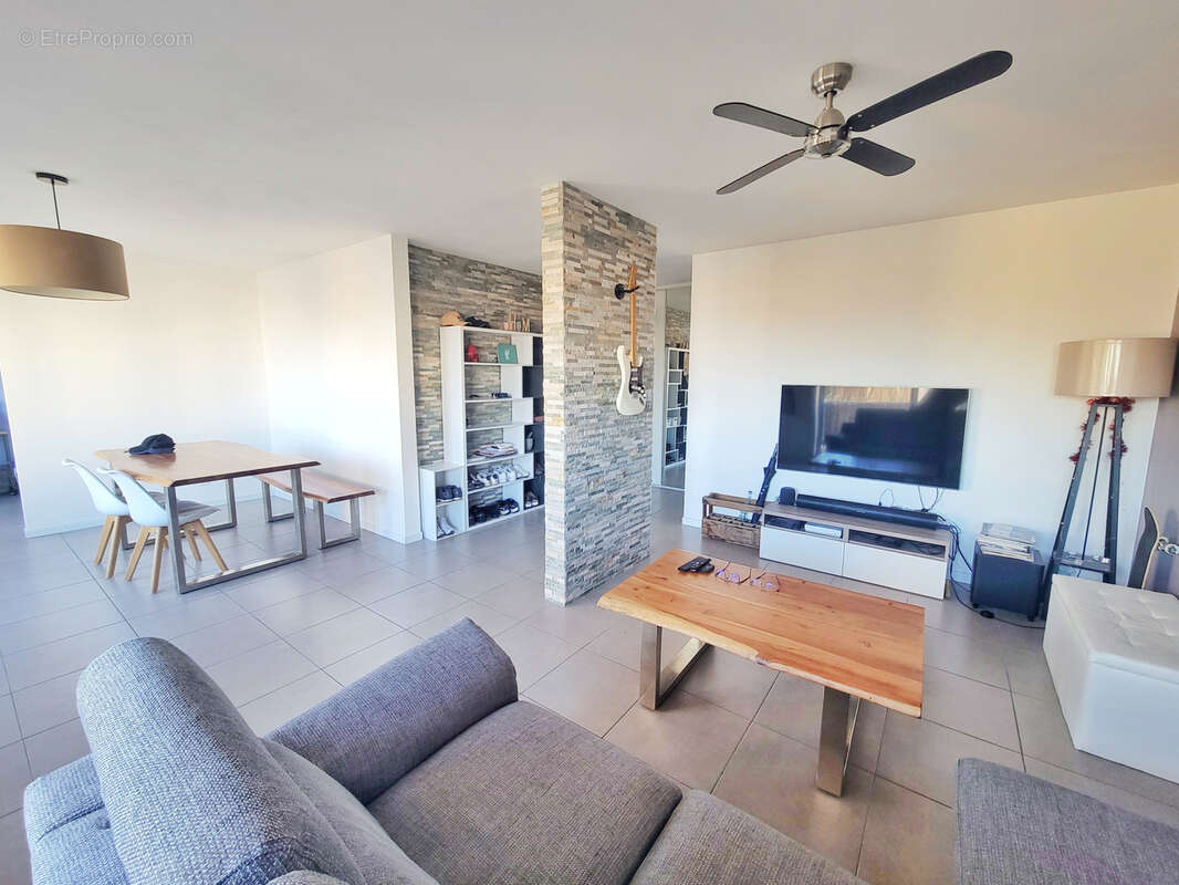 Appartement à OULLINS