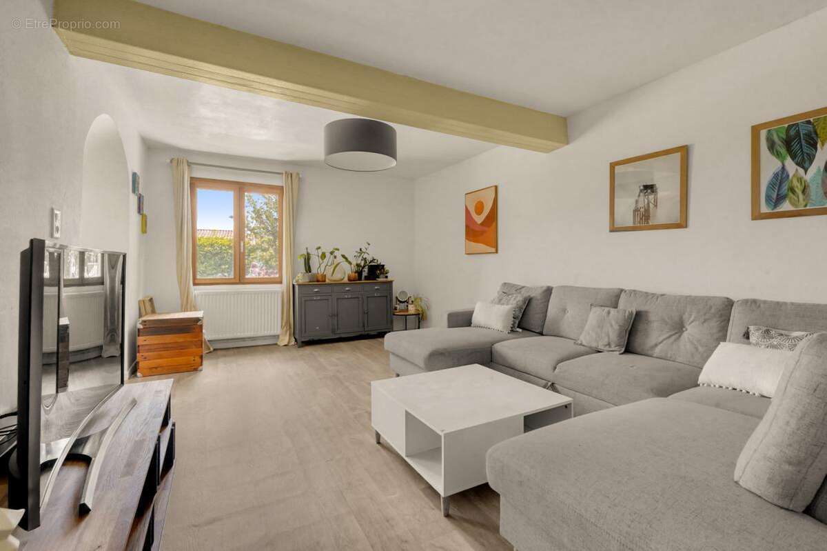  RARE – Cœur de Bouloc : Magnifique Toulousaine Rénovée de 157 m² avec Piscine - photo 6