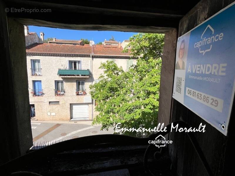 Commerce à BAGNOLS-EN-FORET