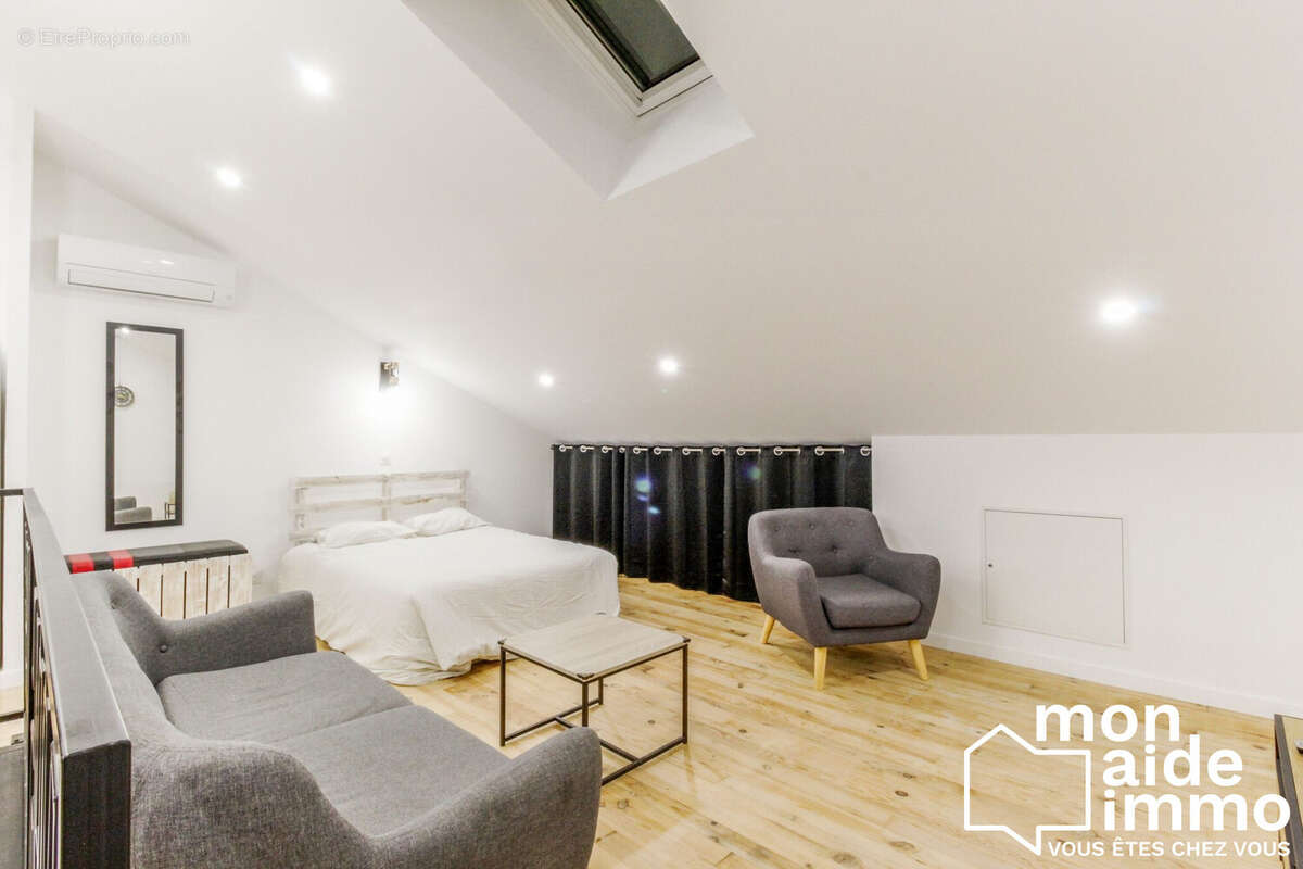 Appartement à VILLENAVE-D'ORNON