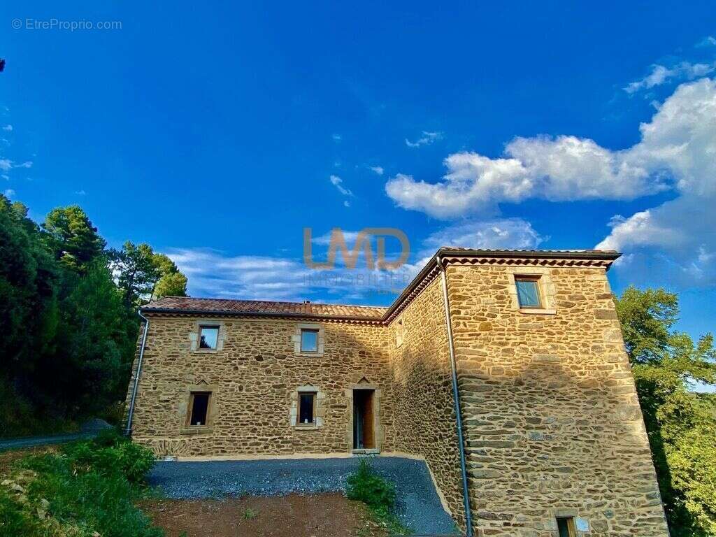 Maison à SANILHAC