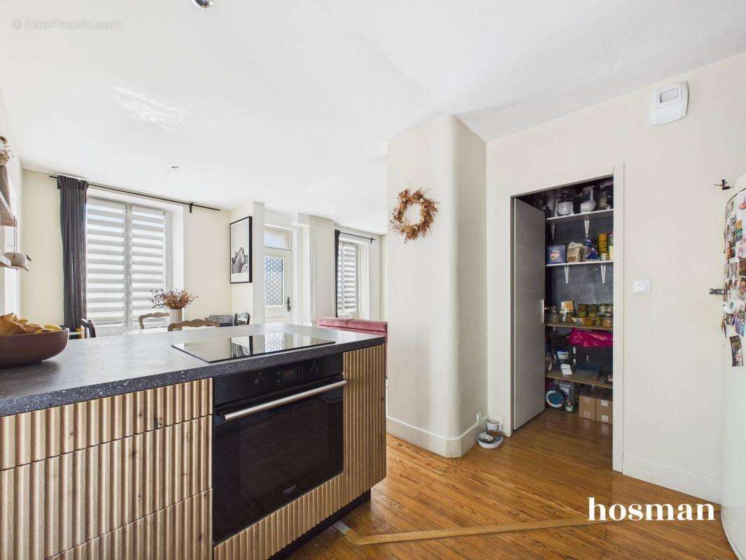 Magnifique maison de ville 3 pièces 76 m² avec terrasse rénovée - Avenue Pasteur, Floirac - photo 6