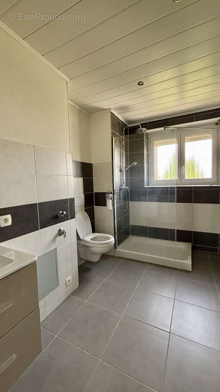 Appartement T4 - photo 8