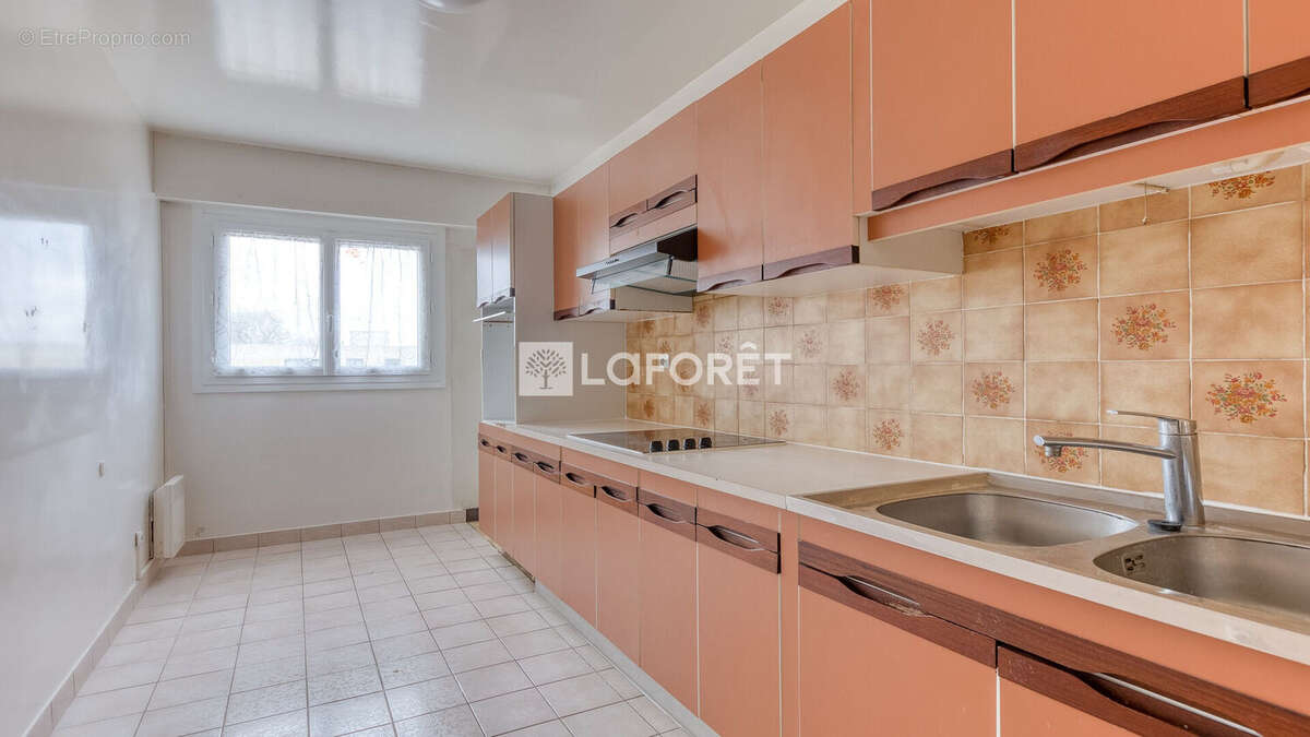 Appartement à ROISSY-EN-BRIE