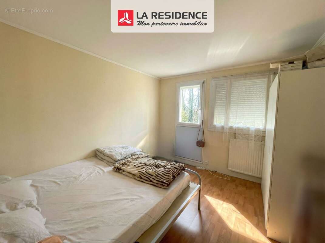 Appartement à VERNEUIL-SUR-SEINE