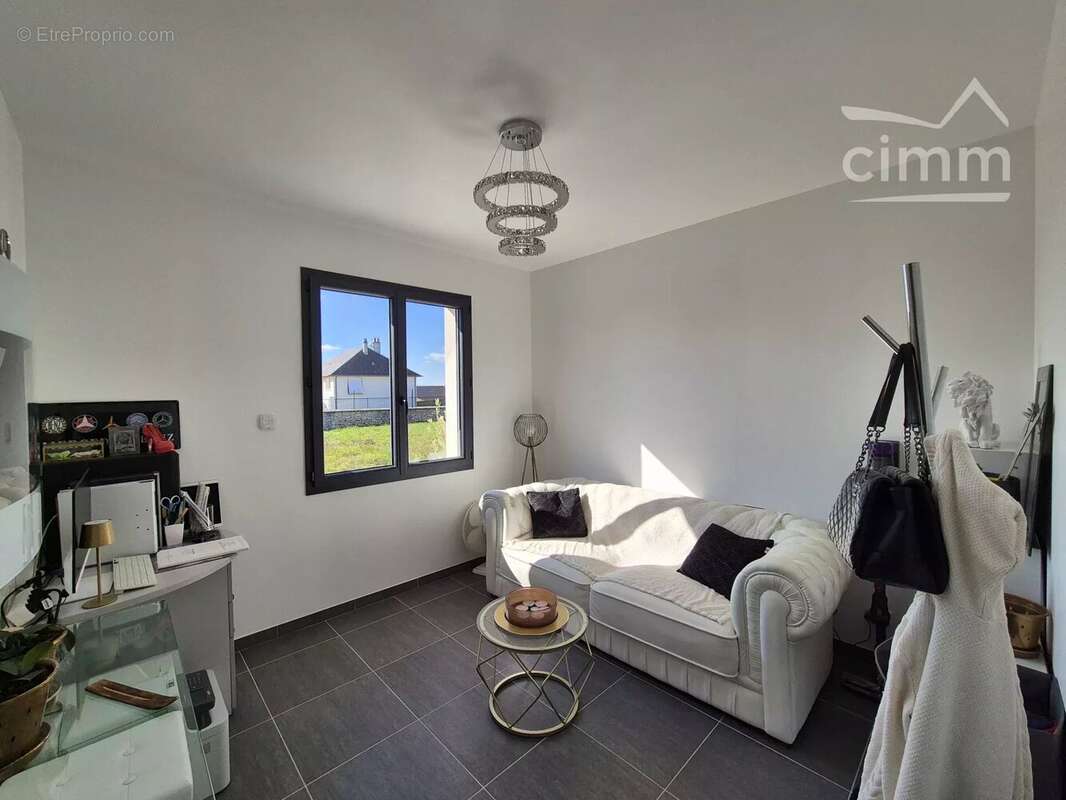 Maison à SAINT-DENIS-SUR-LOIRE