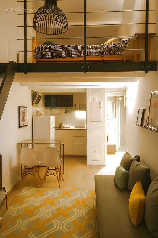 Appartement à ROQUEBRUNE-CAP-MARTIN