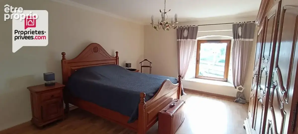 Maison de caractère . 214 m² habitables - photo 11