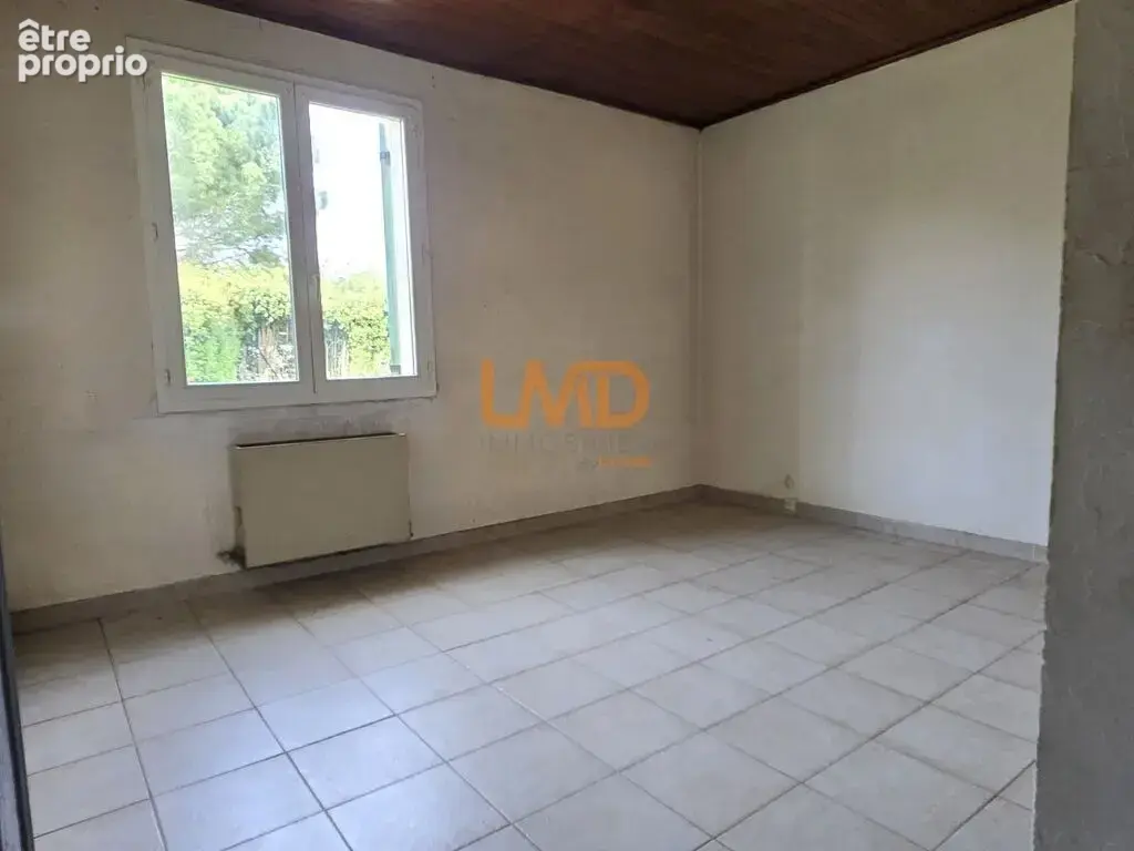 Maison plain-pied, garage, terrain 826 m², au calme avec vue dég - photo 8