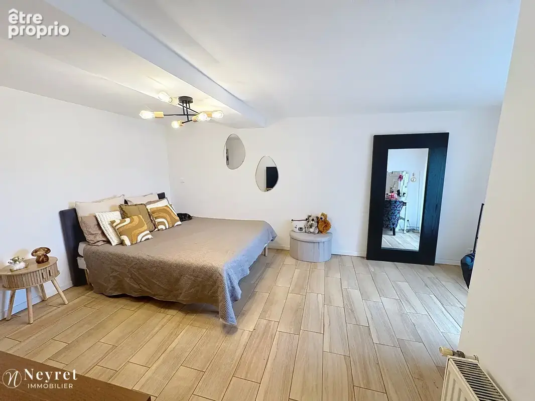 Saint Joseph Maison individuelle de 147m2 implantée sur 800m2 de terrain avec piscine - photo 12