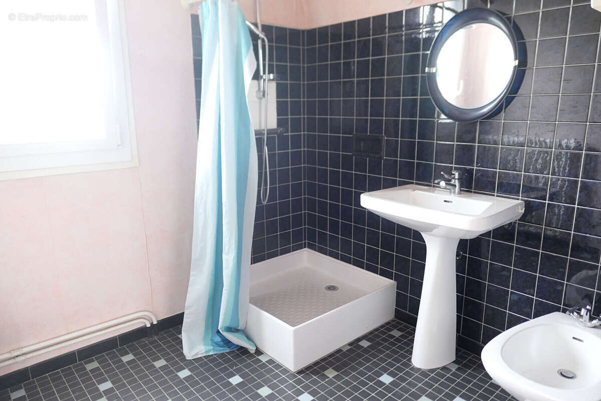 Maison à SAINT-HILAIRE-DU-HARCOUET