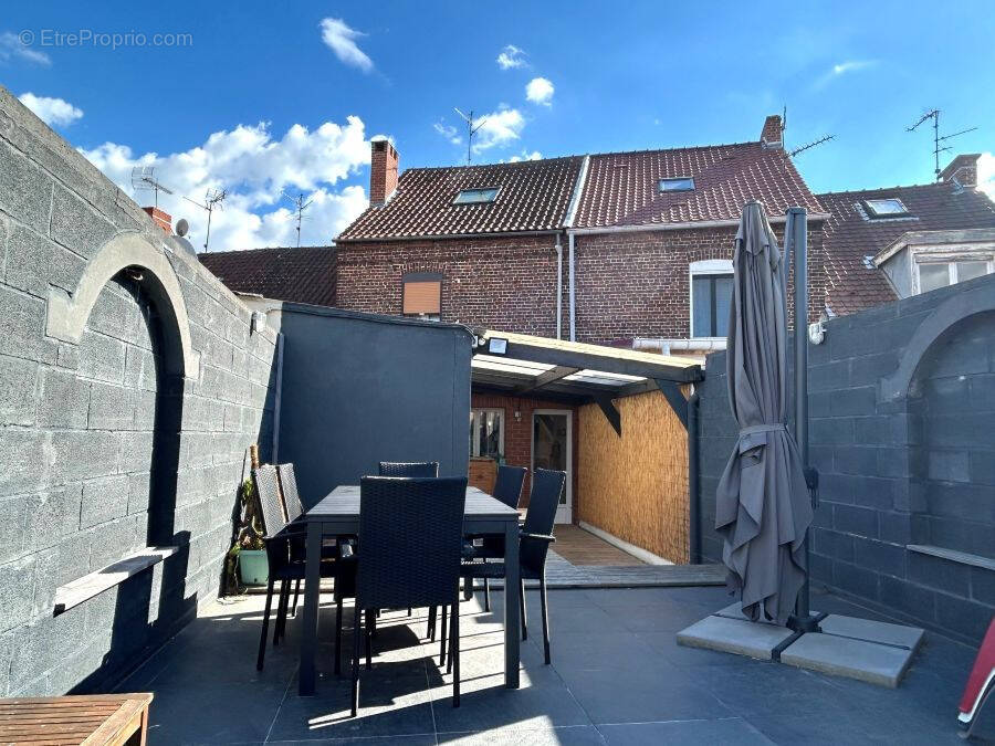 Maison à SAINT-AMAND-LES-EAUX