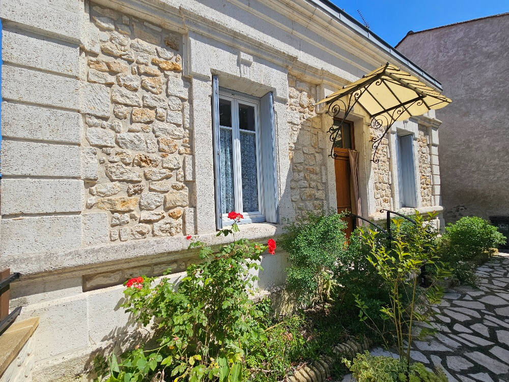 Maison à LA COURONNE