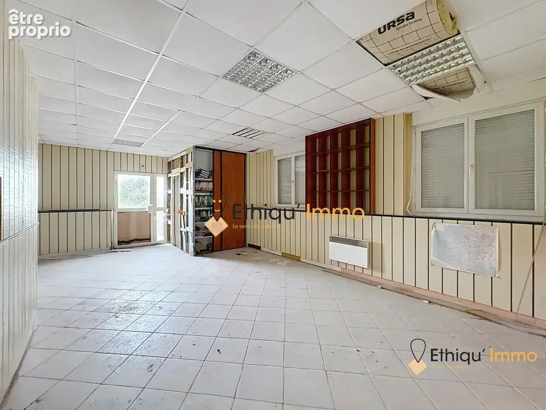 Commerce 776 m² à Onjon  - photo 6