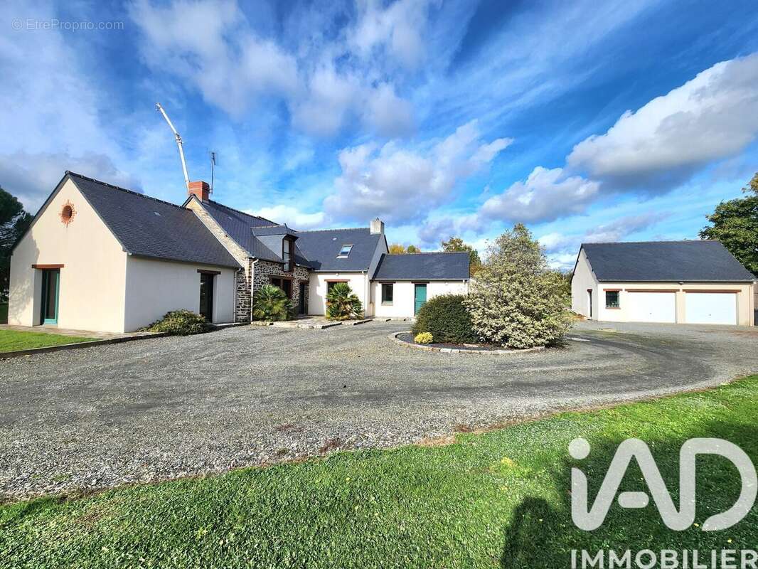 Photo 2 - Maison à BOURGBARRE