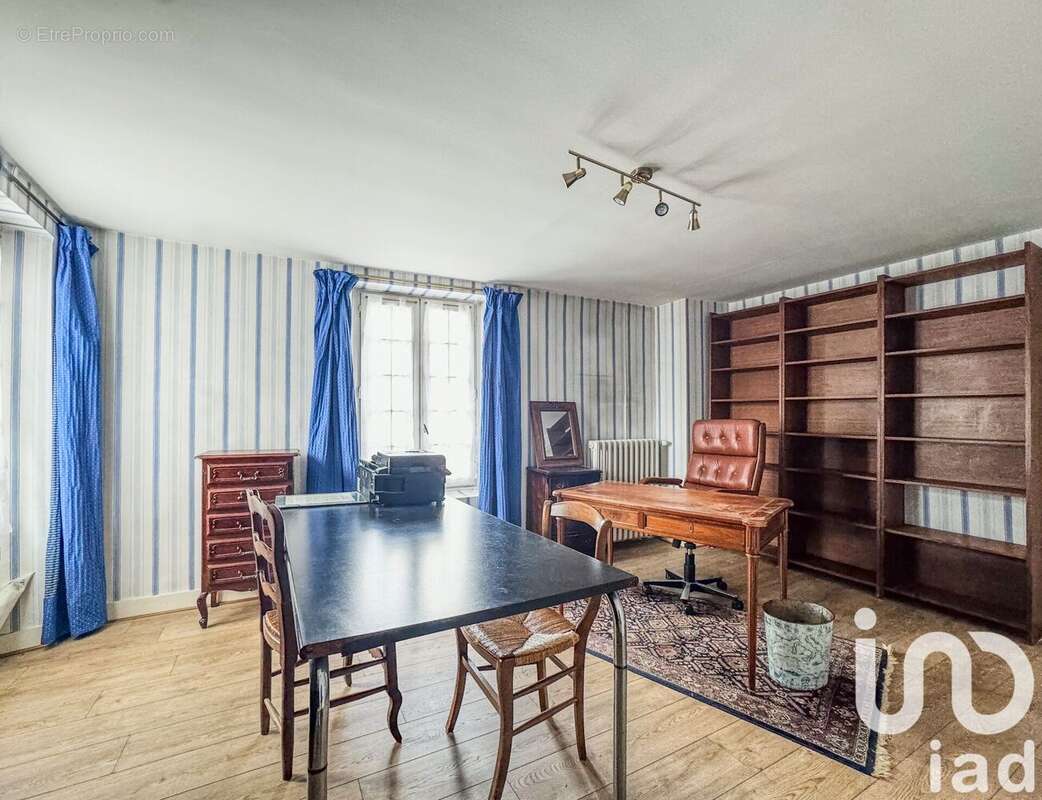 Photo 9 - Maison à VILLENEUVE-LE-COMTE