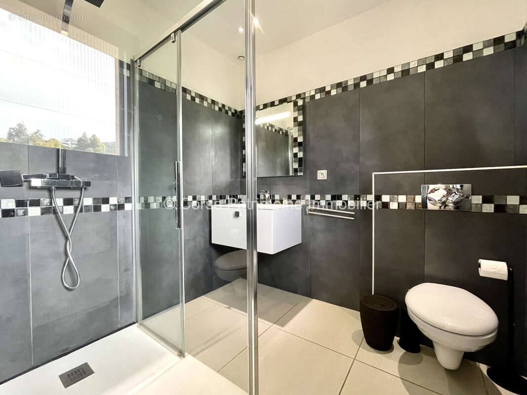 Maison à PORTO-VECCHIO