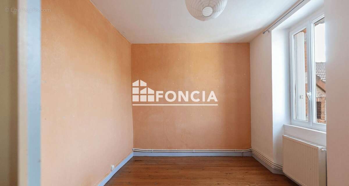 Maison à BERNAC-DEBAT