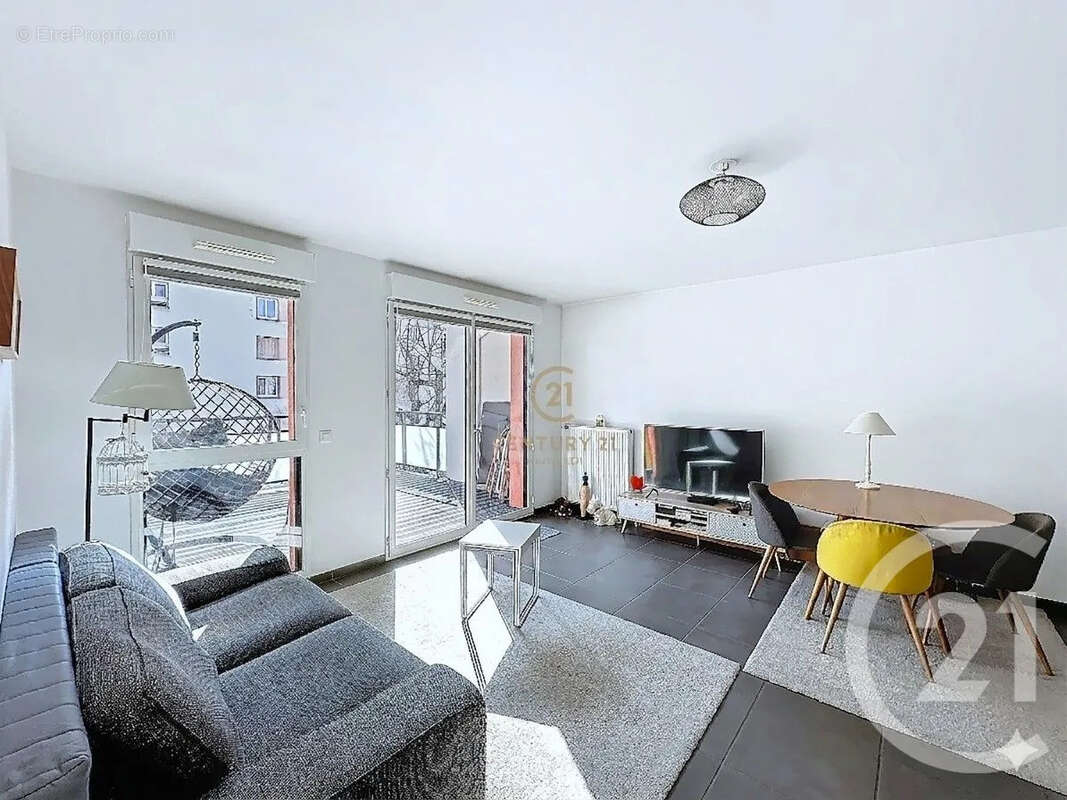 Appartement à LYON-8E