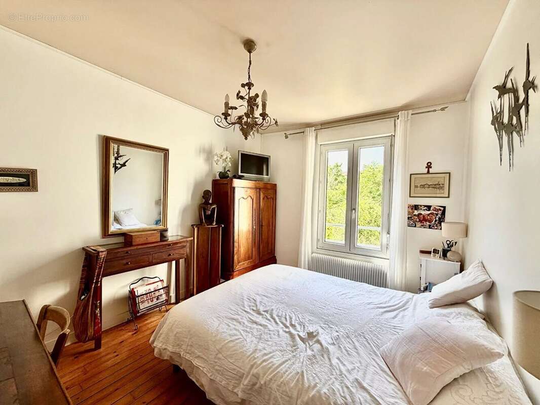Maison à BOIS-COLOMBES