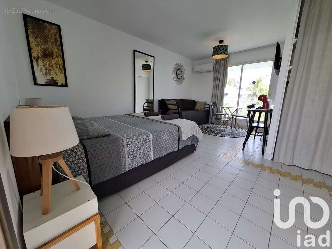 Appartement 25 m² à Saint-Francois  - photo 4