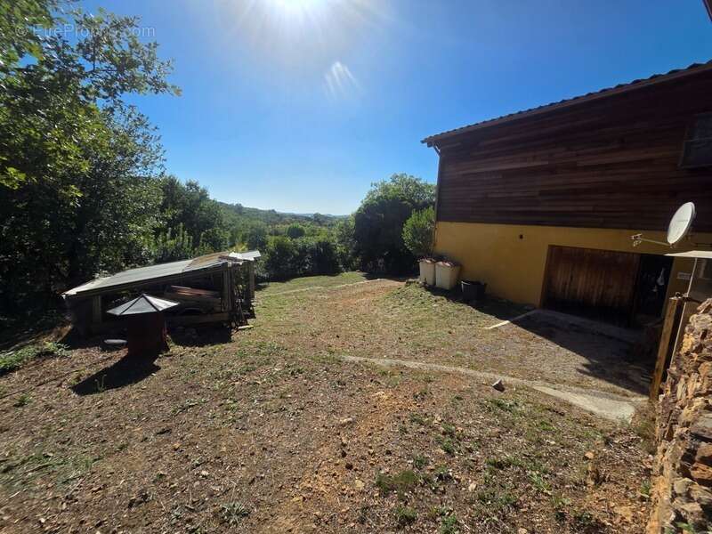 Maison à DURFORT-ET-SAINT-MARTIN-DE-SOSSENAC