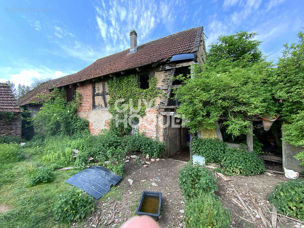 Ancienne batisse avec terrain constuctible - photo 2