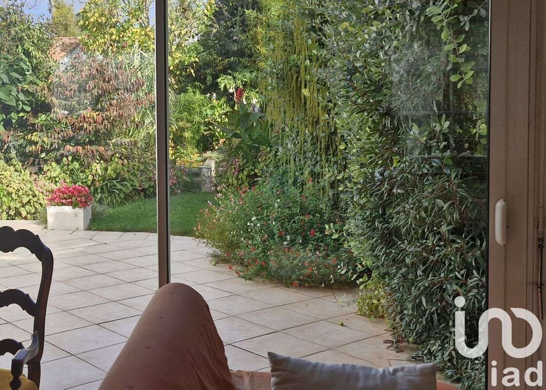 Maison 123 m² à Saint-Ouen-D'aunis  - photo 2