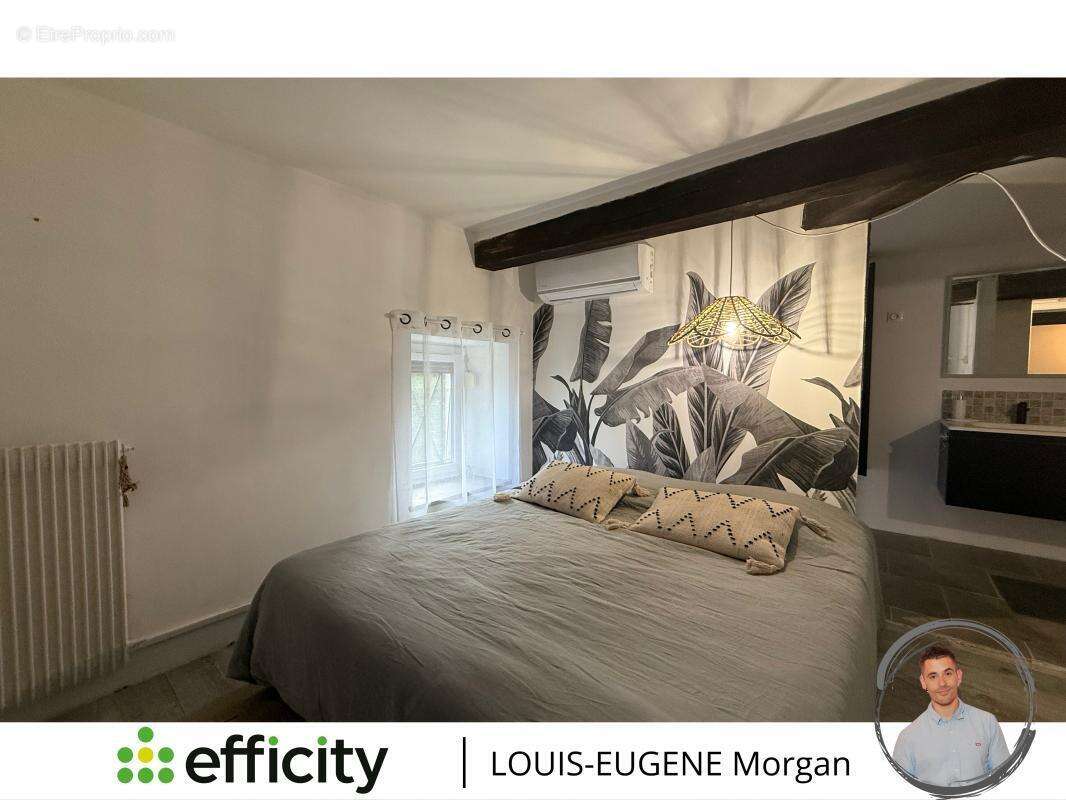 Maison à CHAMPAGNE-SAINT-HILAIRE