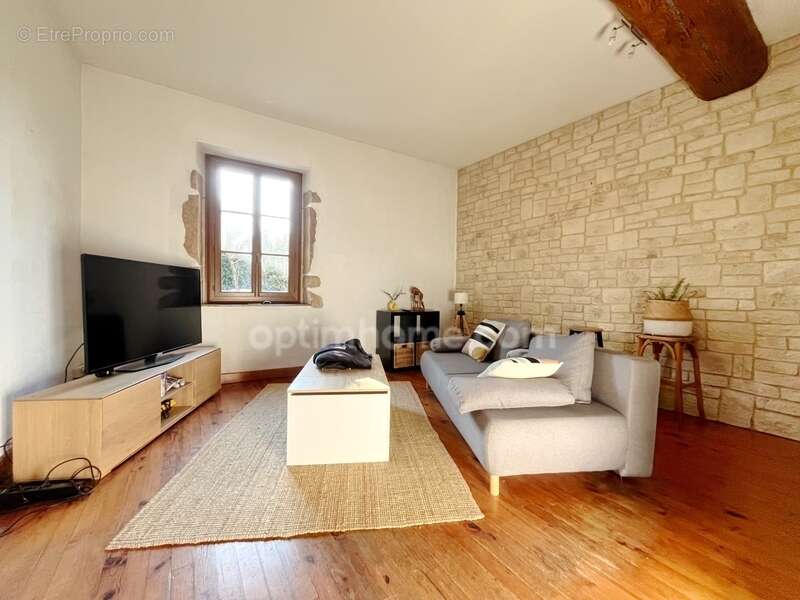 Maison à SAINT-LAURENT-DE-MURE