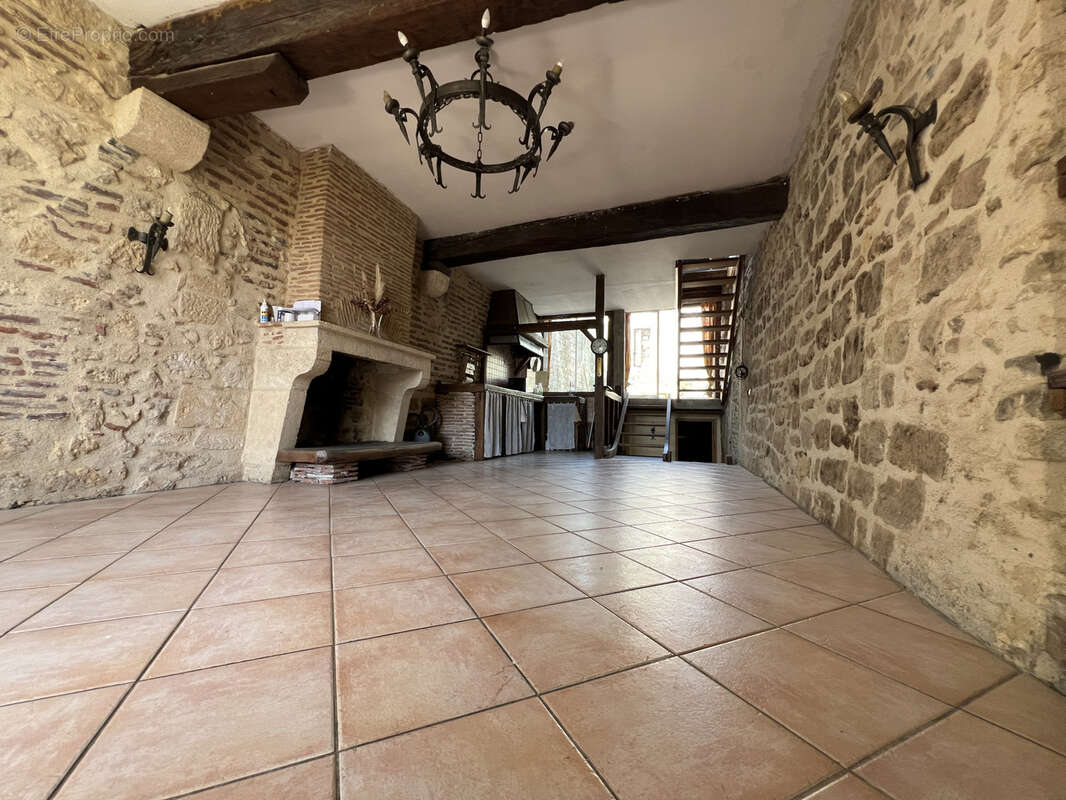 Maison à SAINT-MACAIRE